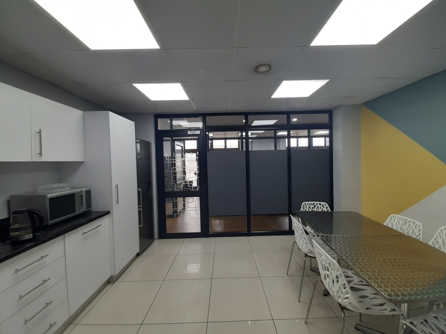 To Let commercial Property for Rent in Quigney Eastern Cape